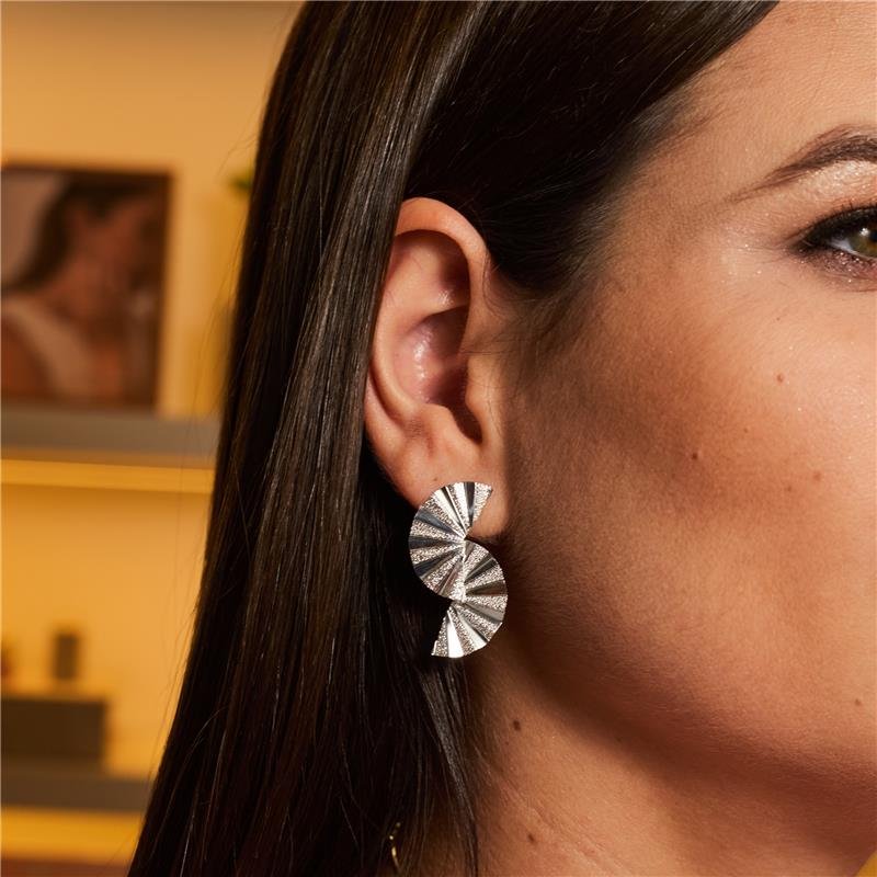 BRINCO METADES YARA BANHADO A PRATA