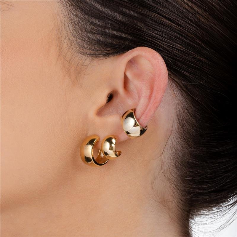 ARGOLA MÉDIA COM DESIGN GROSSO DEISE BANHADO OURO 18K