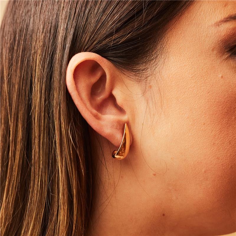 BRINCO EAR HOOK NICE GOTA LISA BANHADO A OURO 18K