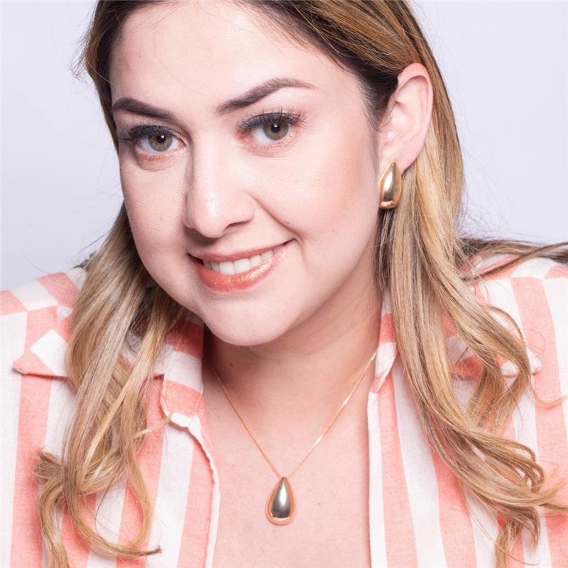 BRINCO ELOÁ GOTA LISA BANHADO A OURO 18K