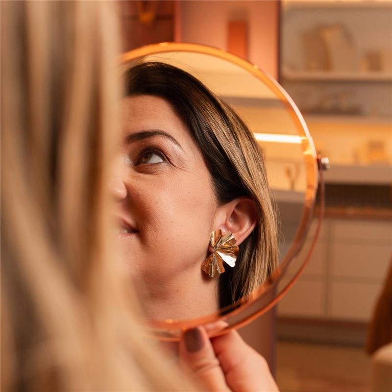 BRINCO FLOR METADE GERÂNIO TAMANHO GRANDE BANHADO A OURO18K