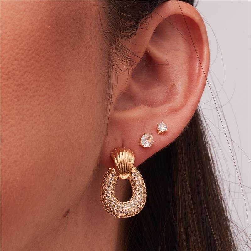 BRINCO LARISSA ARGOLA FRONTAL CRAVEJADO ZIRCÔNIA BANHADO A OURO 18K