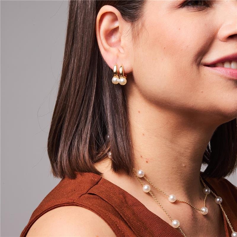 BRINCO TEREZA ARGOLA COM PÉROLA BANHADO A OURO 18K