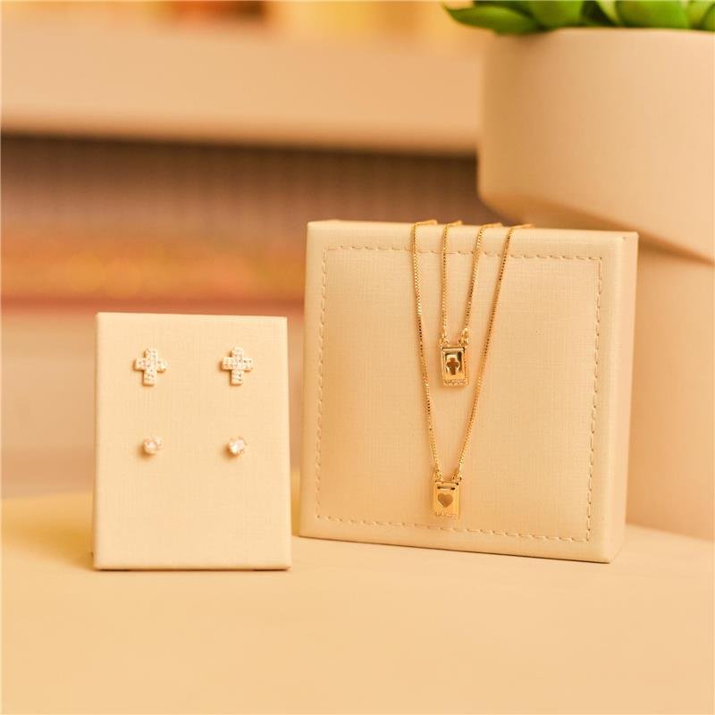 KIT DUPLA DE BRINCO CRUZ PEQUENA E PONTO DE LUZ ZIRCÔNIA BANHADO A OURO 18K