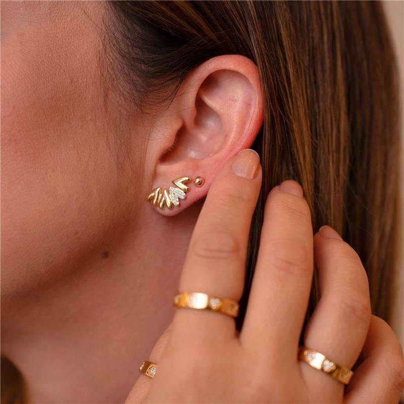 BRINCO LORENA LEQUE CORAÇÕES DETALHE CRAVEJADO BANHADO A OURO 18K