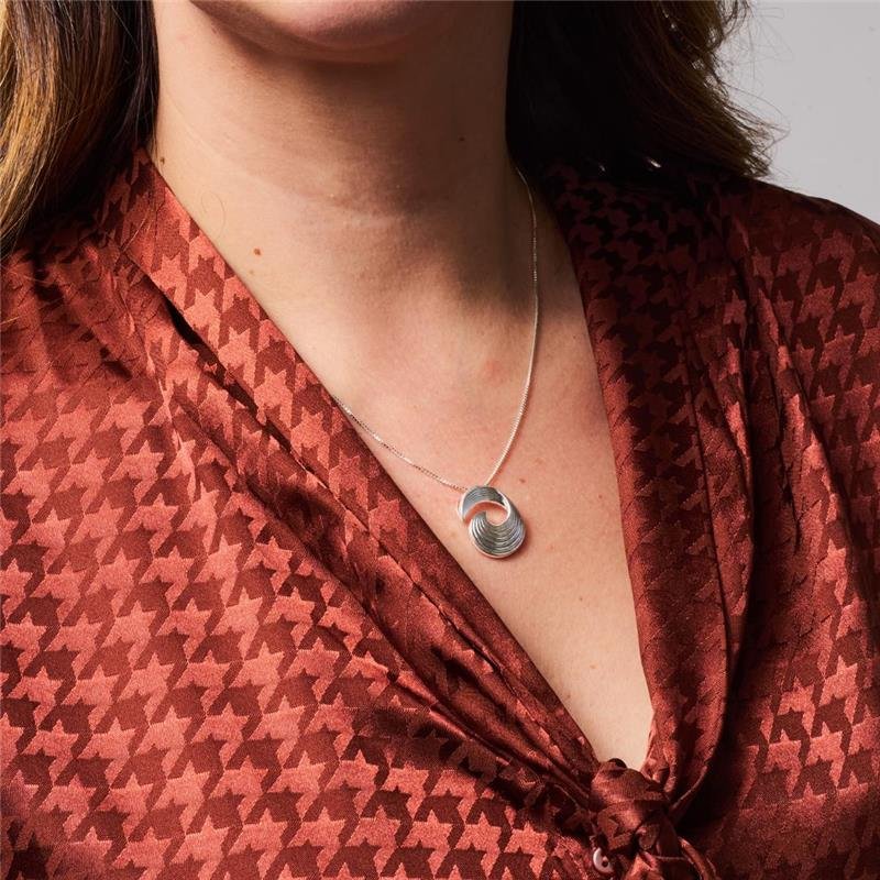 COLAR PINGENTE ESPIRAL PRISCILA BANHADO A PRATA