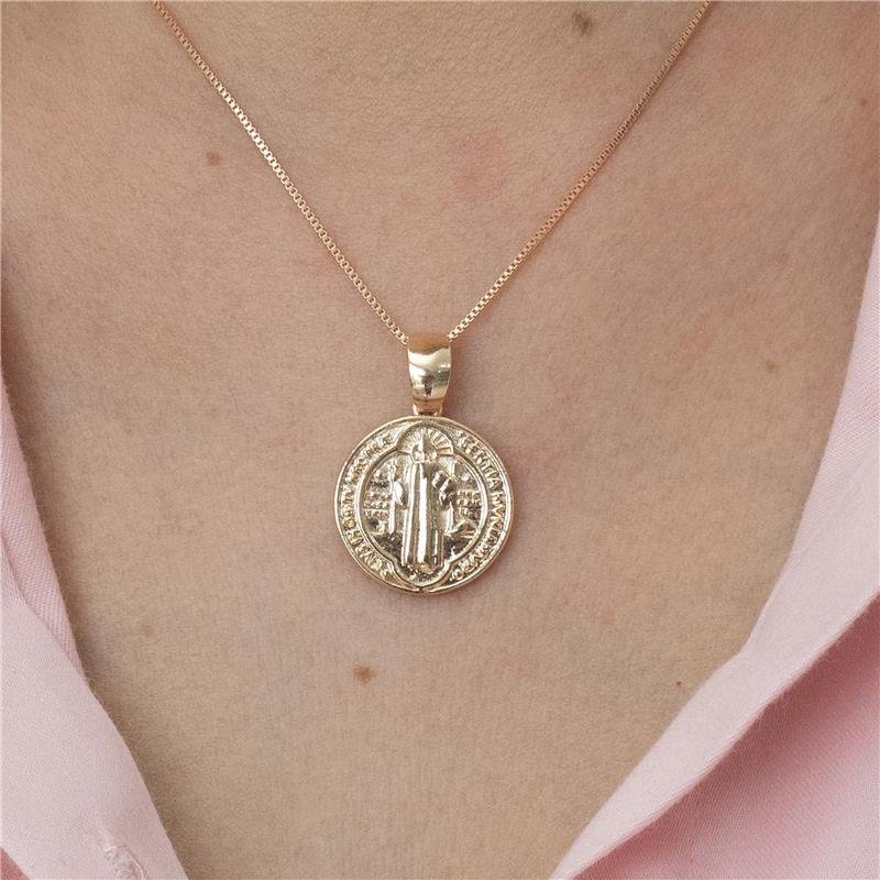 COLAR MEDALHA GRANDE SÃO BENTO BANHADO A OURO 18K