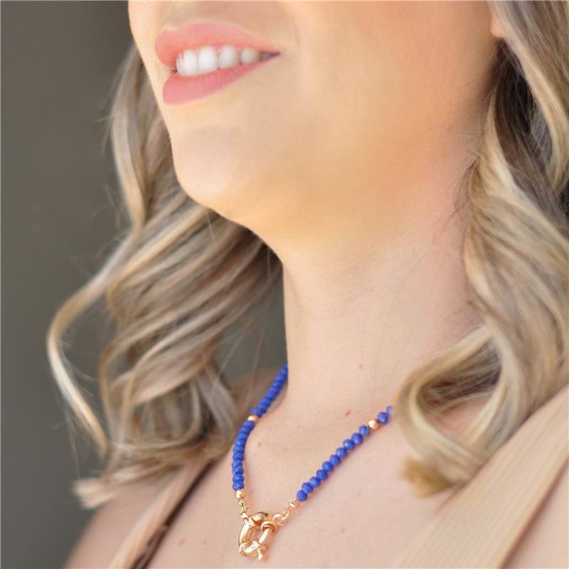COLAR GARGANTILHA CRISTAIS AZUL ROYAL COM FECHO BÓIA