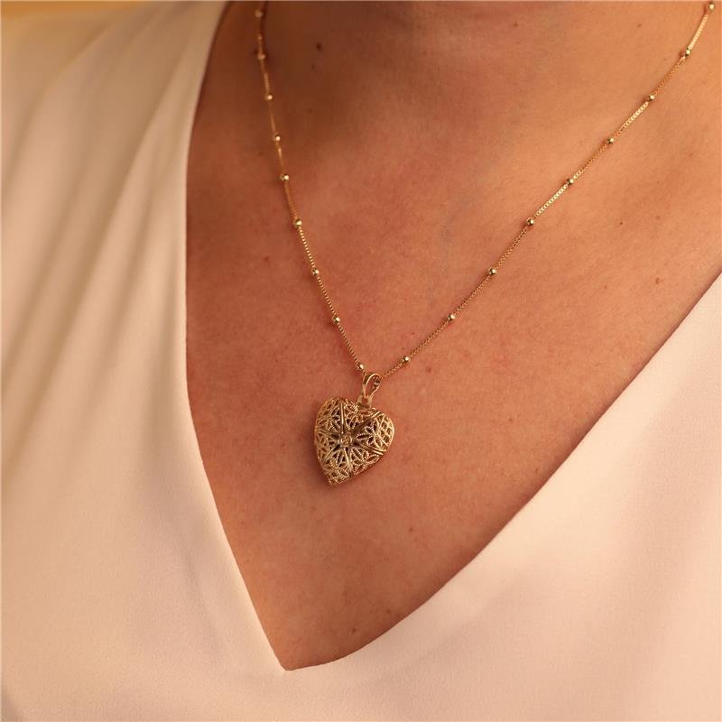 COLAR JANAINA COM BOLINHAS BANHADO A OURO 18K