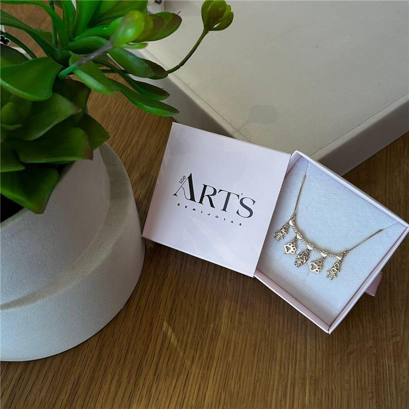 COLAR CINCO FILHOS E PETS BANHADO A OURO 18K