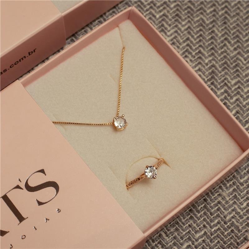 ANEL SOLITÁRIO CRAVEJADO ZIRCÔNIA BANHADO A OURO 18K