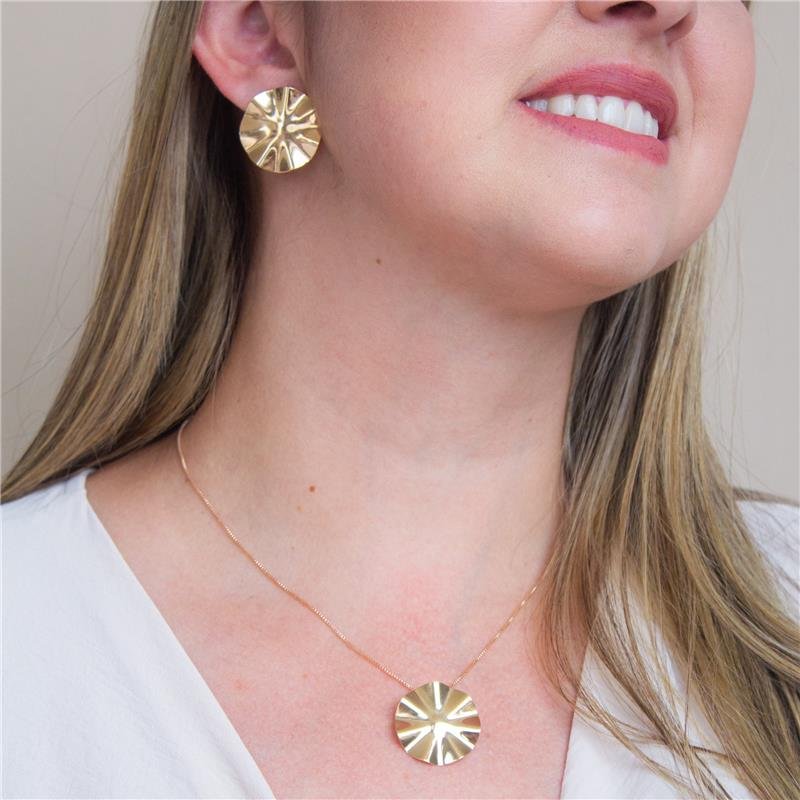 CONJUNTO DE COLAR E BRINCOS REDONDO LEONA BANHADO A OURO 18K
