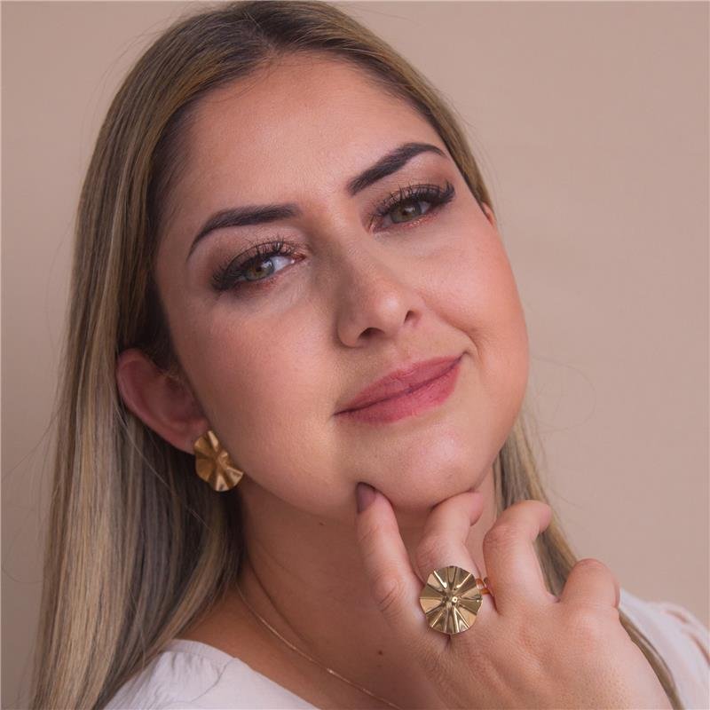 CONJUNTO DE COLAR E BRINCOS REDONDO LEONA BANHADO A OURO 18K