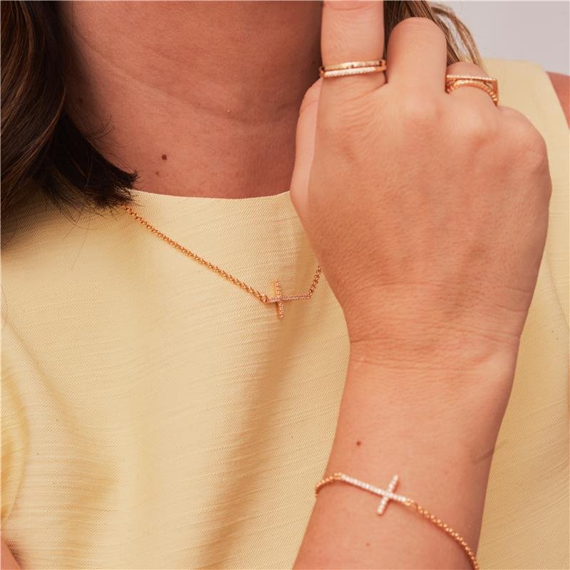 PULSEIRA IZA ELO PORTUGUES COM CRUZ CRAVEJADA BANHADO A OURO 18K