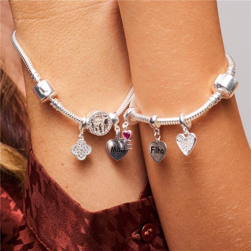 BERLOQUE PENDENTE FILHA BANHADO A PRATA