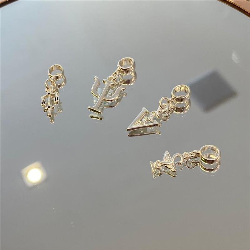 BERLOQUE DE PENDURAR PSICOLOGIA BANHADO A PRATA